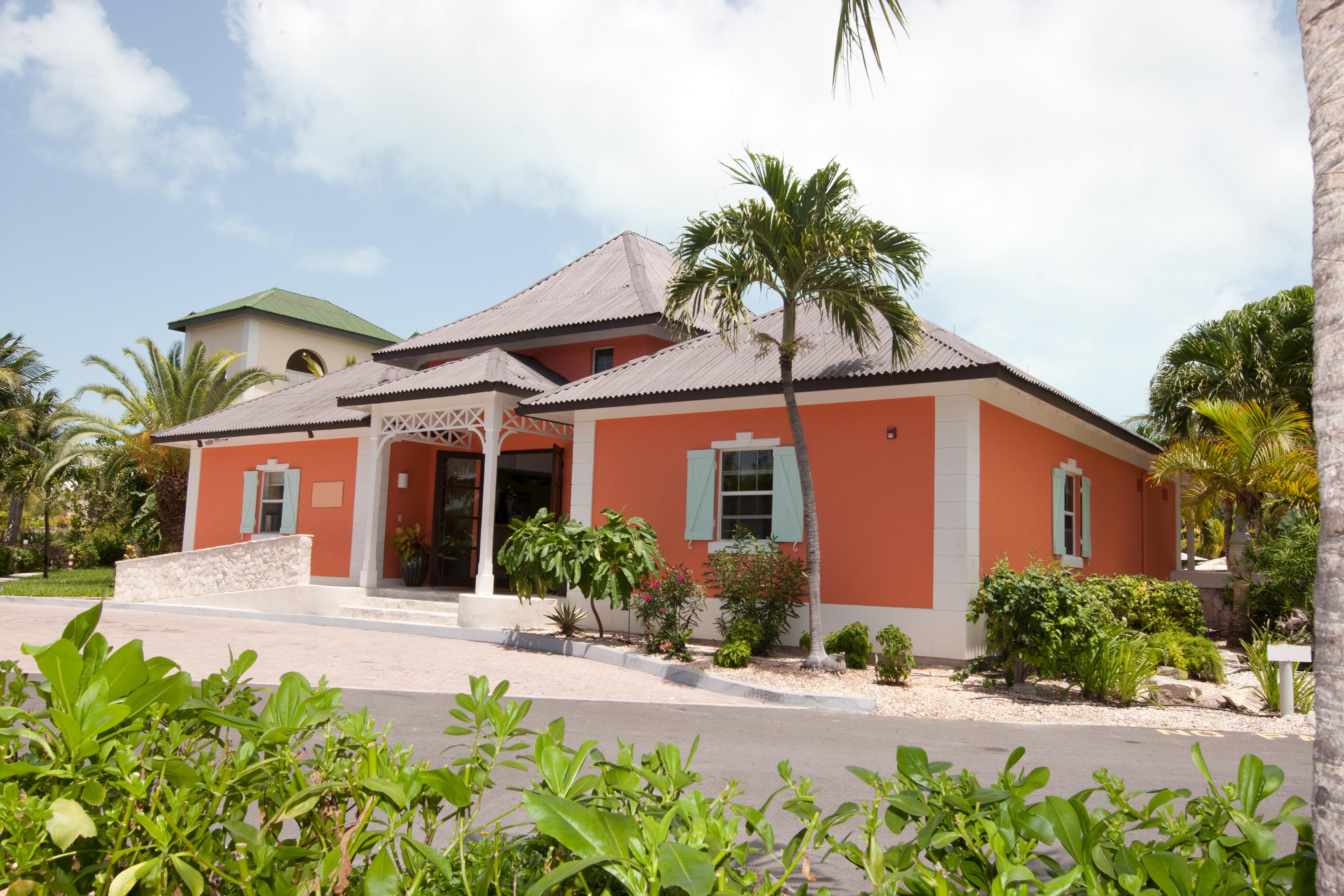 Ports Of Call Resort Grace Bay Bagian luar foto