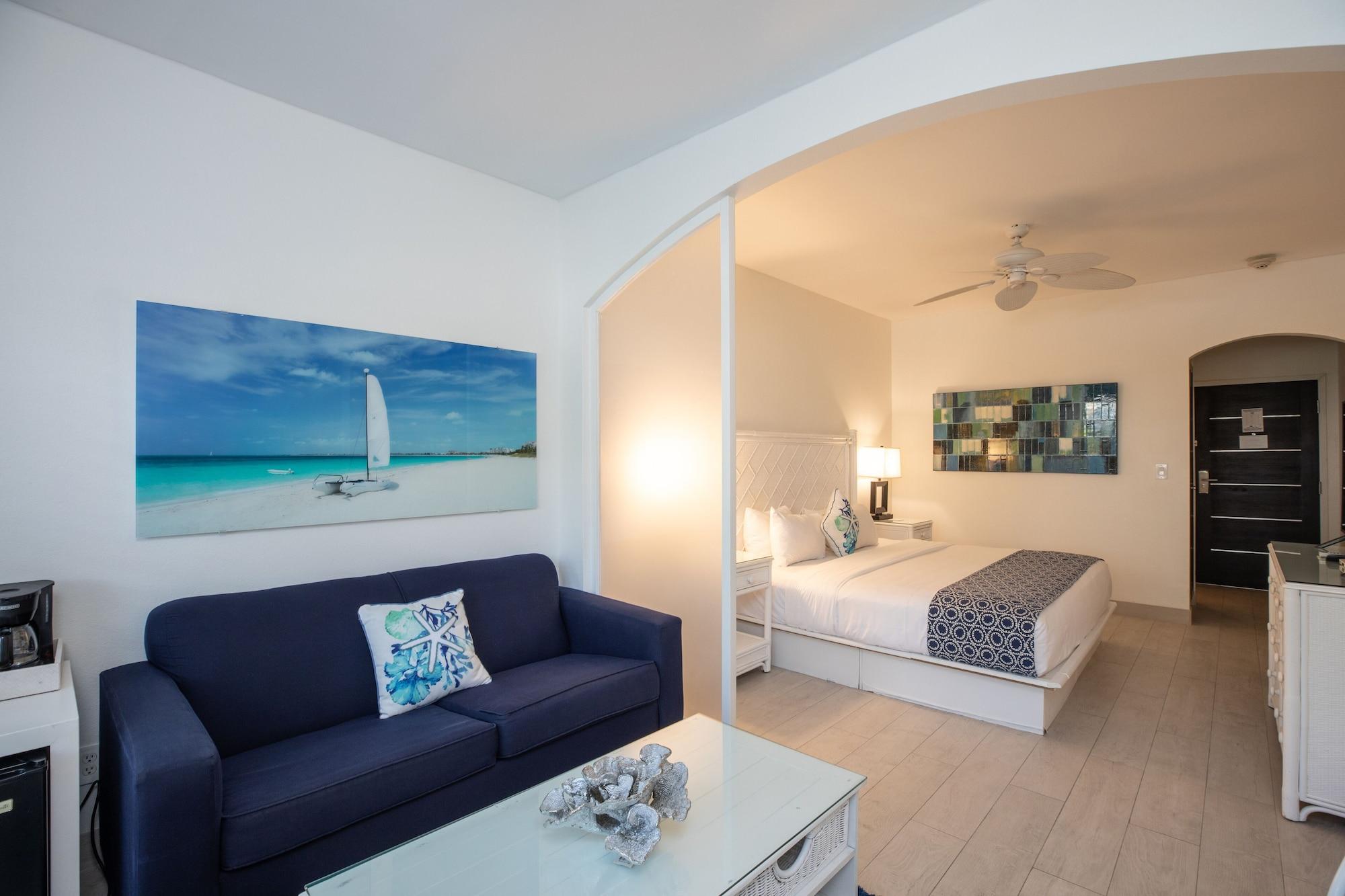 Ports Of Call Resort Grace Bay Bagian luar foto