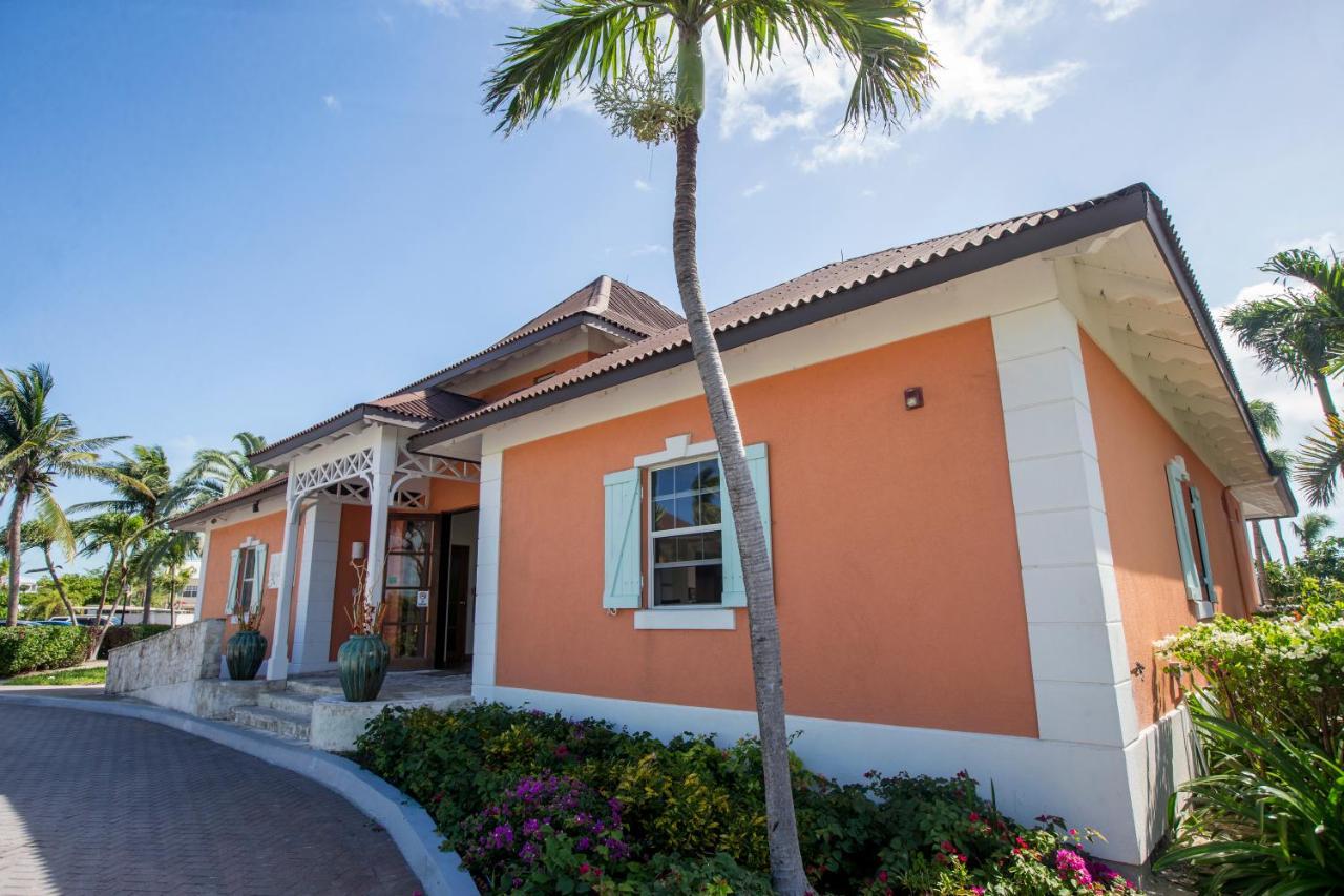Ports Of Call Resort Grace Bay Bagian luar foto