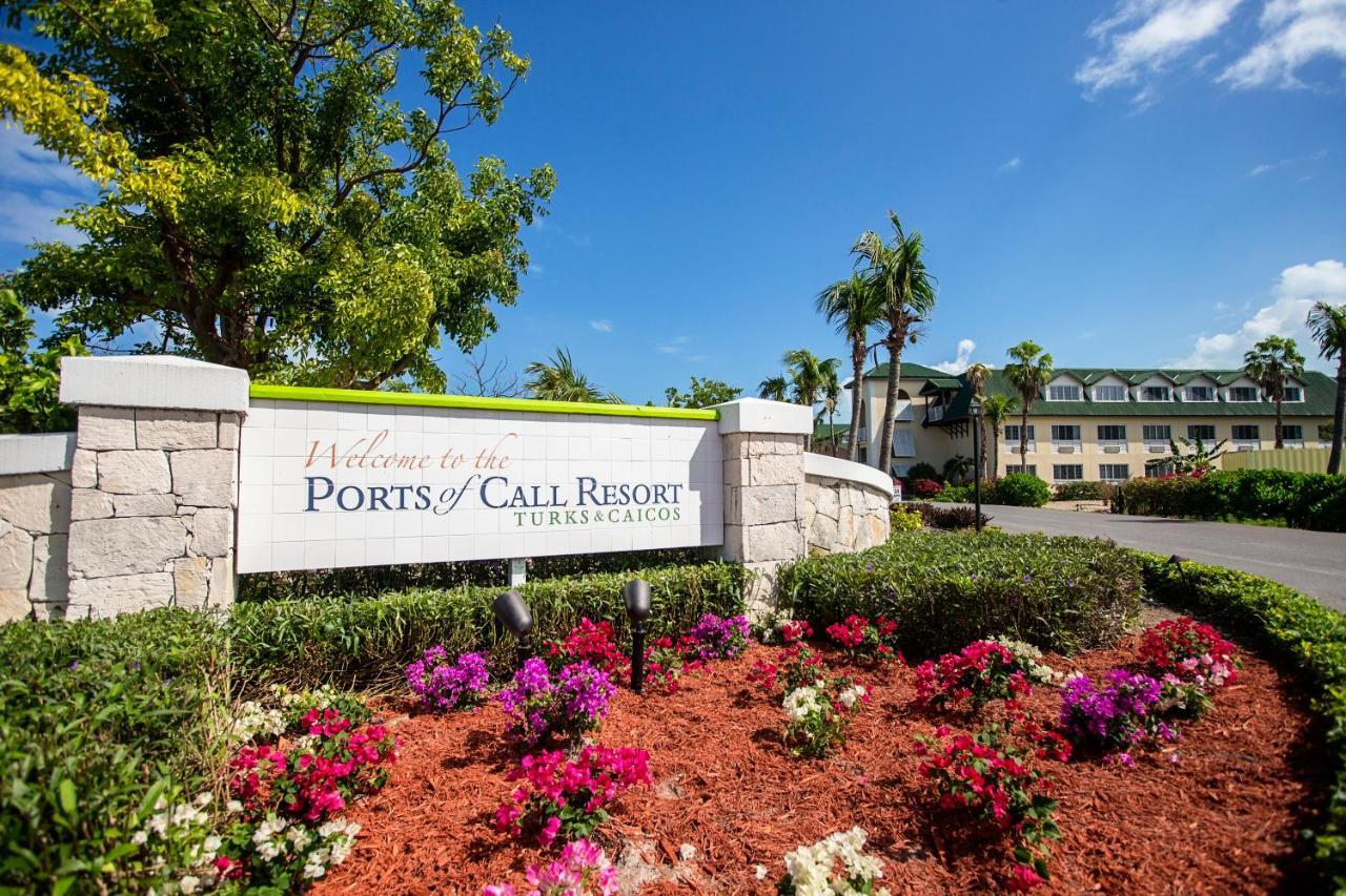 Ports Of Call Resort Grace Bay Bagian luar foto